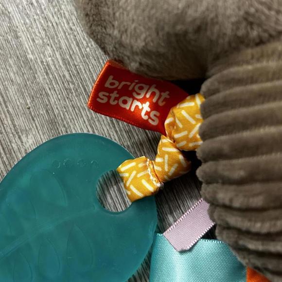 Bright Starts Play Pals Take Along Sloth Activity Toy - Picture 3 of 3